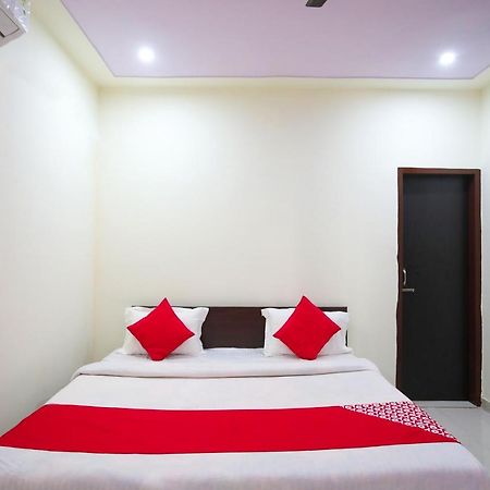מלון Garhi Harsaru Oyo Flagship 62980 Shiva Residency מראה חיצוני תמונה