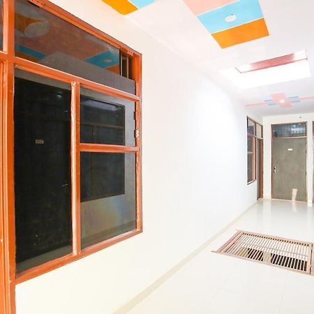 מלון Garhi Harsaru Oyo Flagship 62980 Shiva Residency מראה חיצוני תמונה